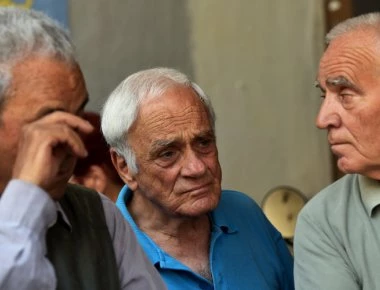 Έρχεται «φοροτσουνάμι»: Συμπληρωματικός φόρος 706 ευρώ - Δείτε τα νέα ποσά συντάξεων (φωτό)